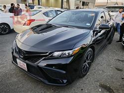 تۆیۆتا کامری